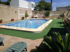 Gebrauchtobjekte - Einfamilienhaus - Torrevieja - Eliseos playa
