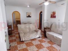 Alquiler larga estancia - Apartamento - Villamartin