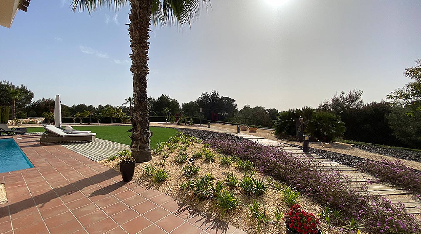 Sale - Вилла - Las Colinas - Las Colinas Golf