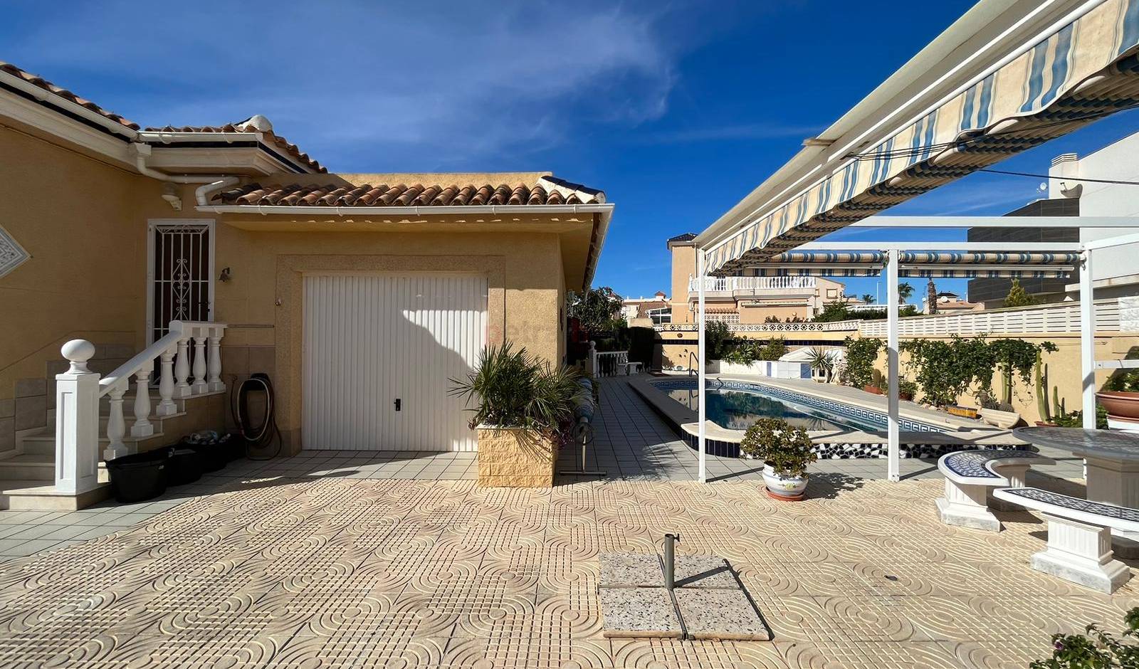 Til Salgs - Villa - La Zenia - Orihuela Costa