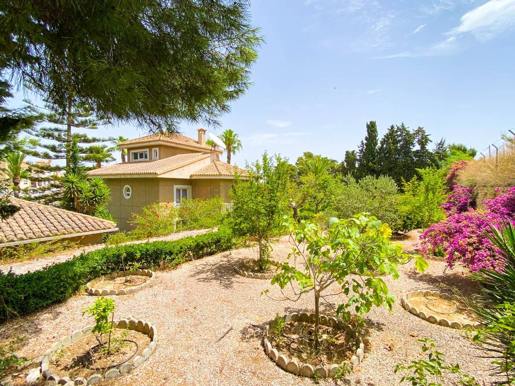 Resales - Villa - Villamartin