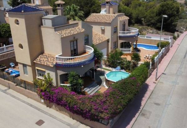 Einfamilienhaus - Gebrauchtobjekte - Orihuela Costa - Orihuela costa