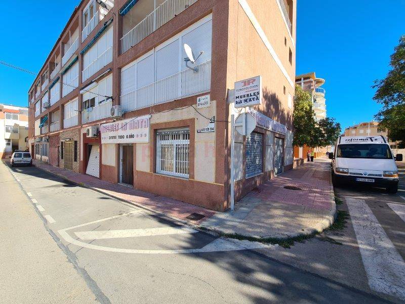 A Vendre - Commercial - La Mata