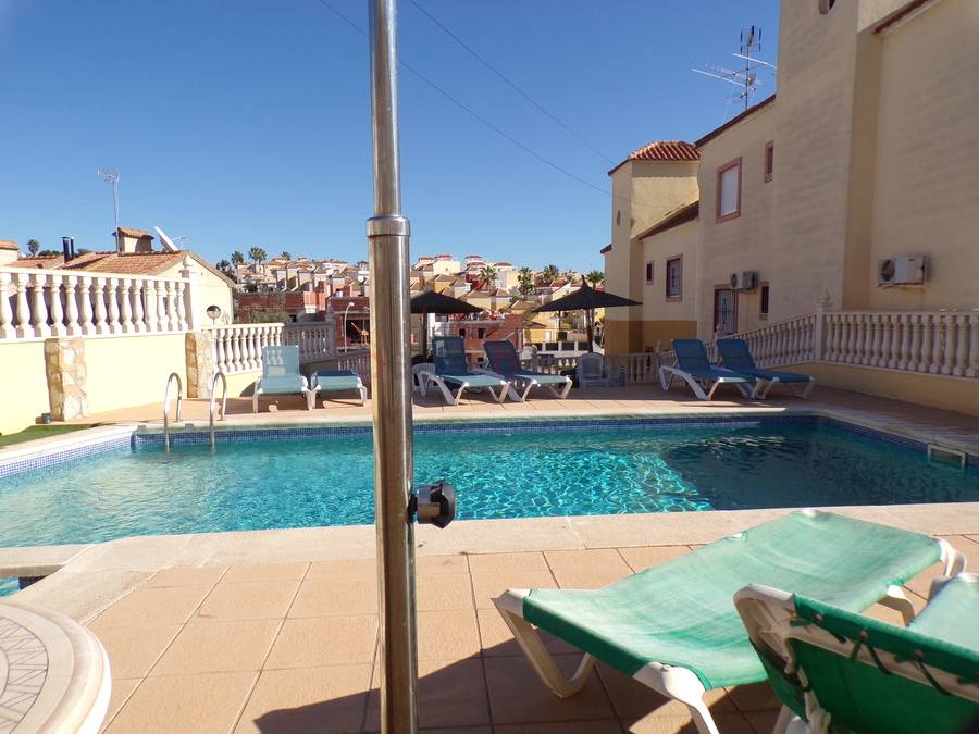 Resales - Apartment - Villamartin