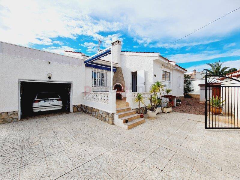 A Vendre - Villa - Ciudad Quesada