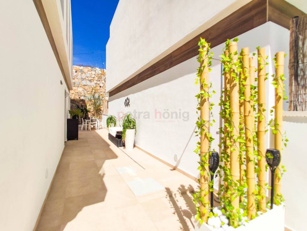 Resales - Villa - Villamartin