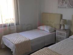 Reventa - Apartamento - Campoamor