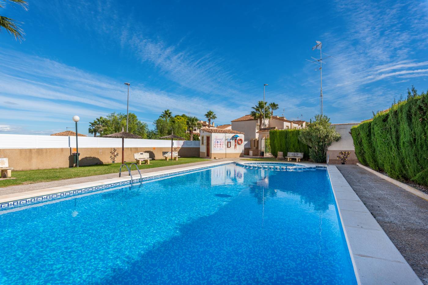 Resales - Villa - Algorfa