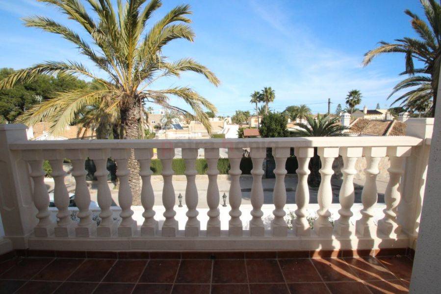 Resales - Villa - Orihuela Costa - Cabo Roig