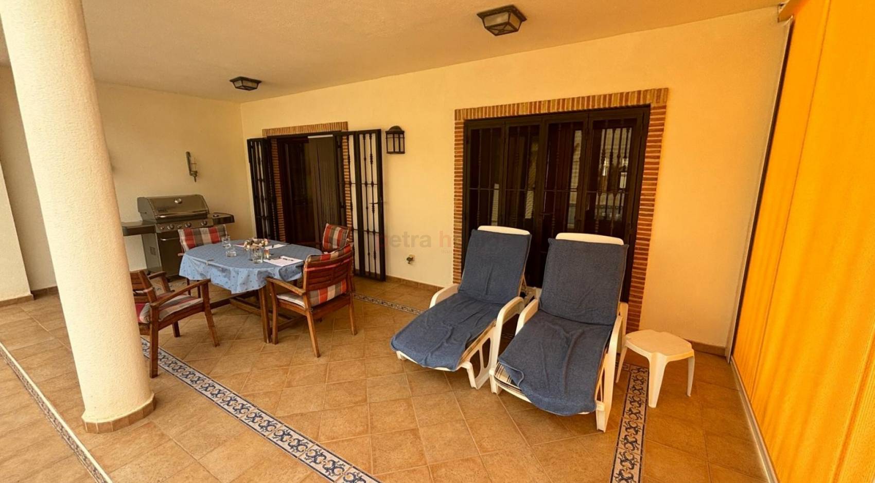 Resales - Villa - Torrevieja Centro - Torrevieja