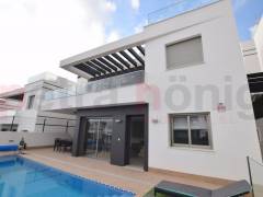 Resales - Villa - Villamartin