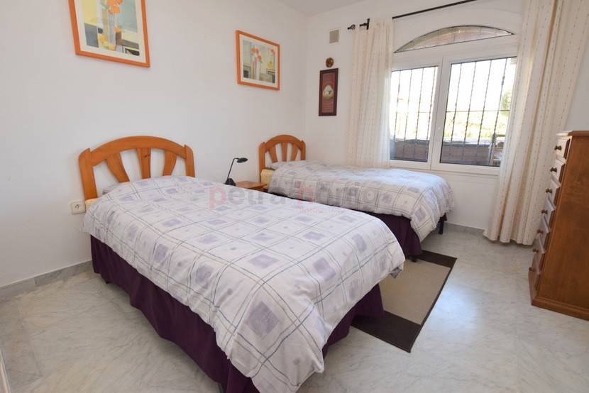 Resales - Villa - Villamartin