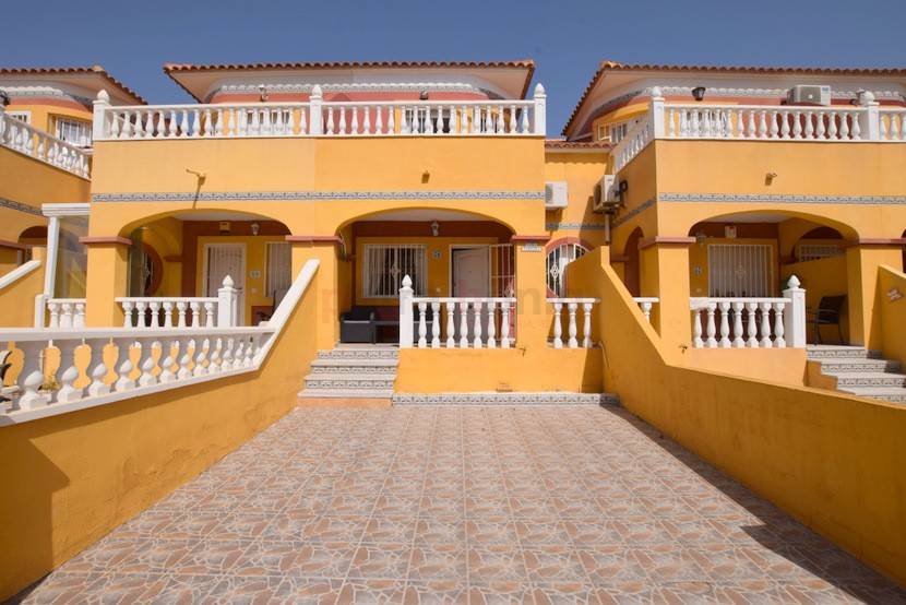 Resales - Townhouse - Cabo Roig