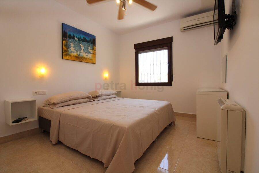 Resales - Villa - Villamartin