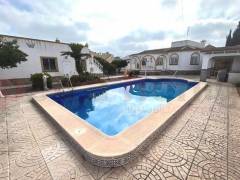 Gebrauchtobjekte - Einfamilienhaus - Torrevieja - San Luis