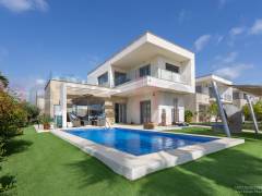 Resales - Villa - Orihuela Costa - Vistabella golf