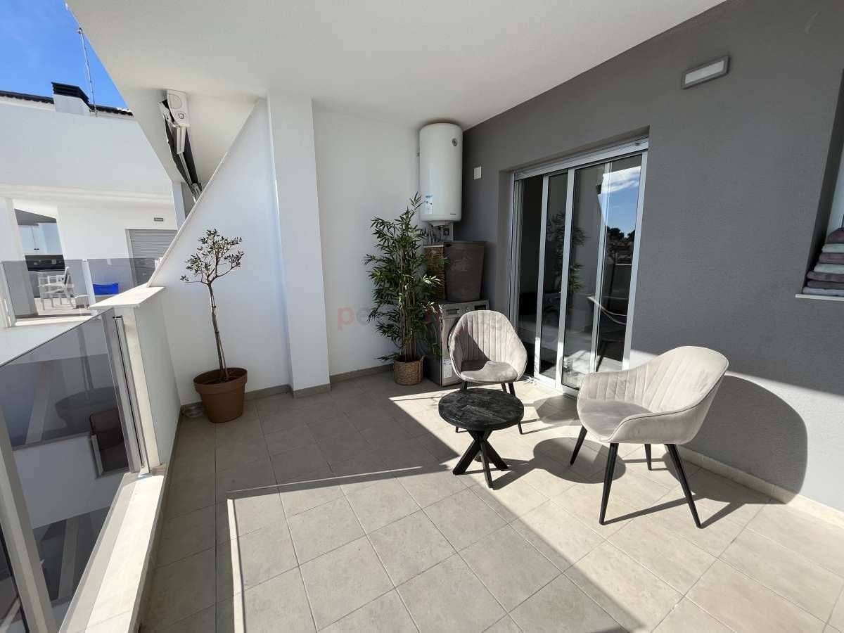 Resales - Apartment - Villamartin