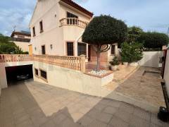 Resales - Villa - Torrevieja Centro - Torrevieja