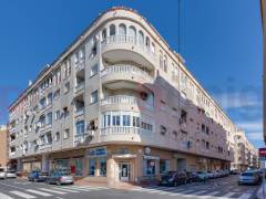 Resales - Apartment - Torrevieja - Playa De Los Náufragos