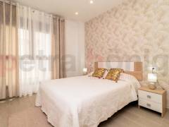 Resales - Apartment - Torrevieja - Parque las naciones