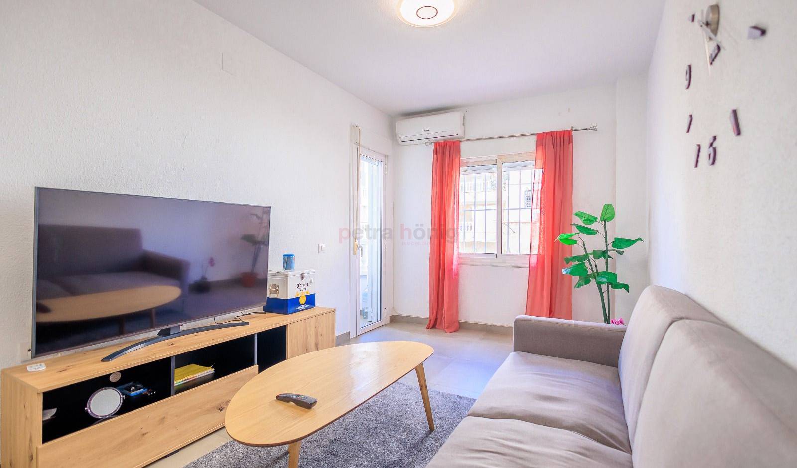 Resales - Apartment - Torrevieja - Centro