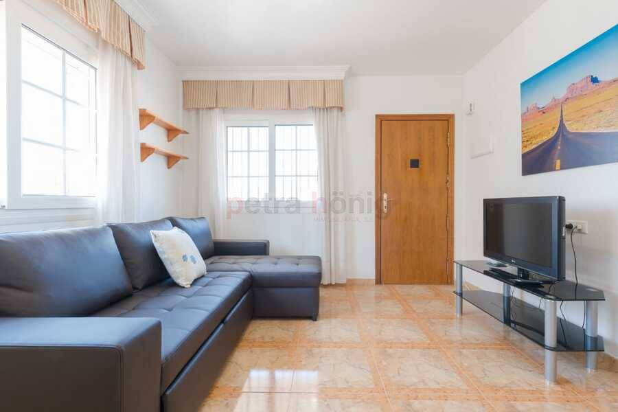 Resales - Apartment - Villamartin