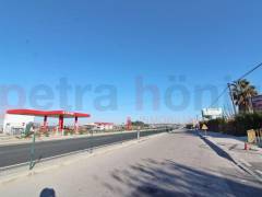 Resales - Commercial - La Mata - Pinomar