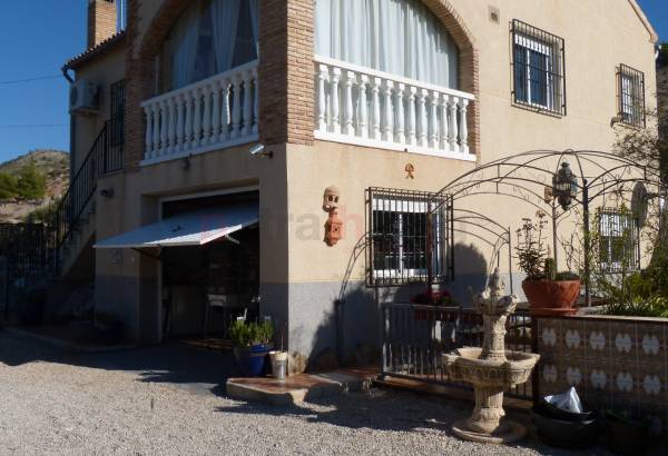 Villa - Resales - Other areas - Fortuna