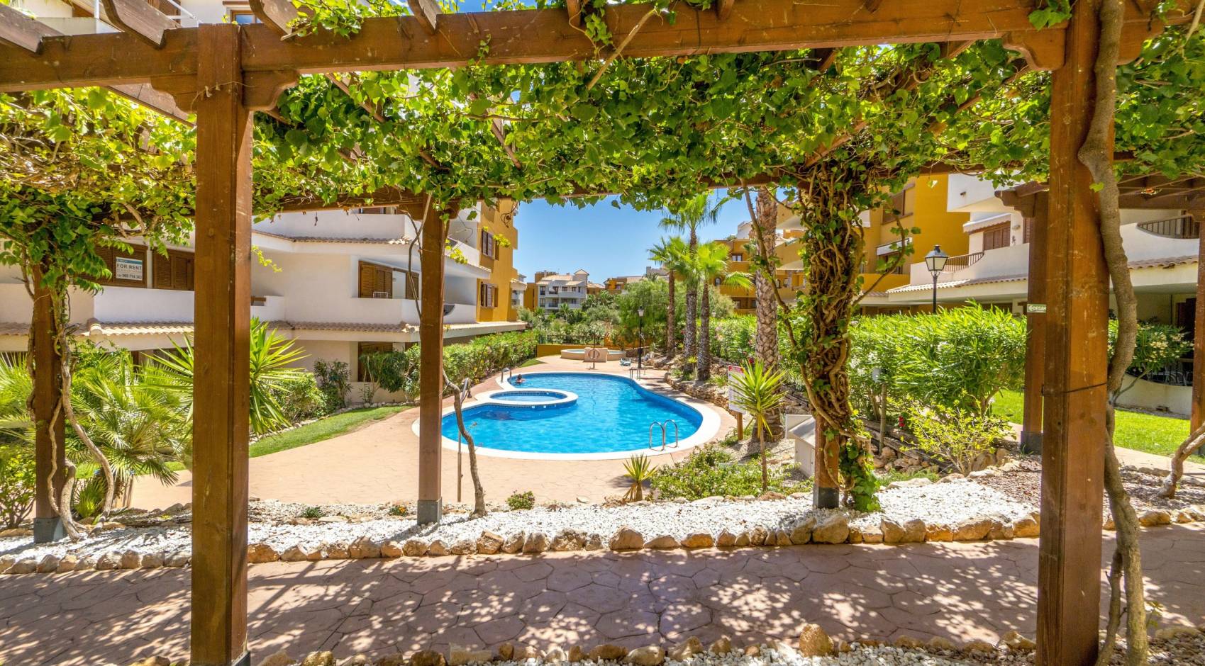 Resales - Apartment - Punta Prima - La Entrada