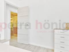 Resales - Apartment - Torrevieja - La Mata