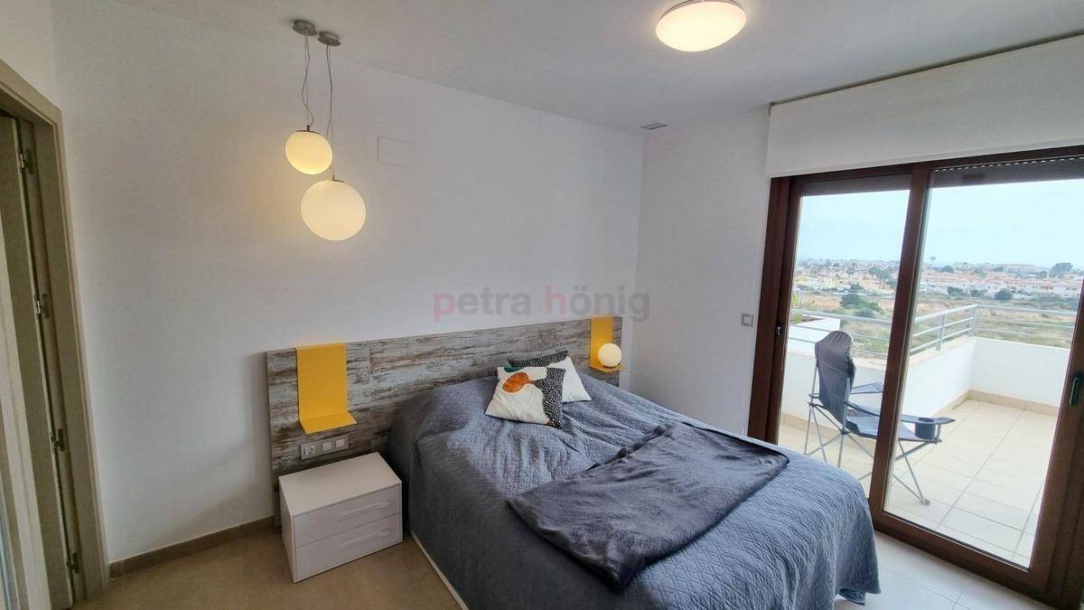 Resales - Apartment - Orihuela Costa - Montezenia