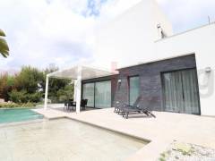 Reventa - Chalet - Orihuela Costa - Campoamor