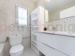 Resales - Villa - Torrevieja - Los Balcones