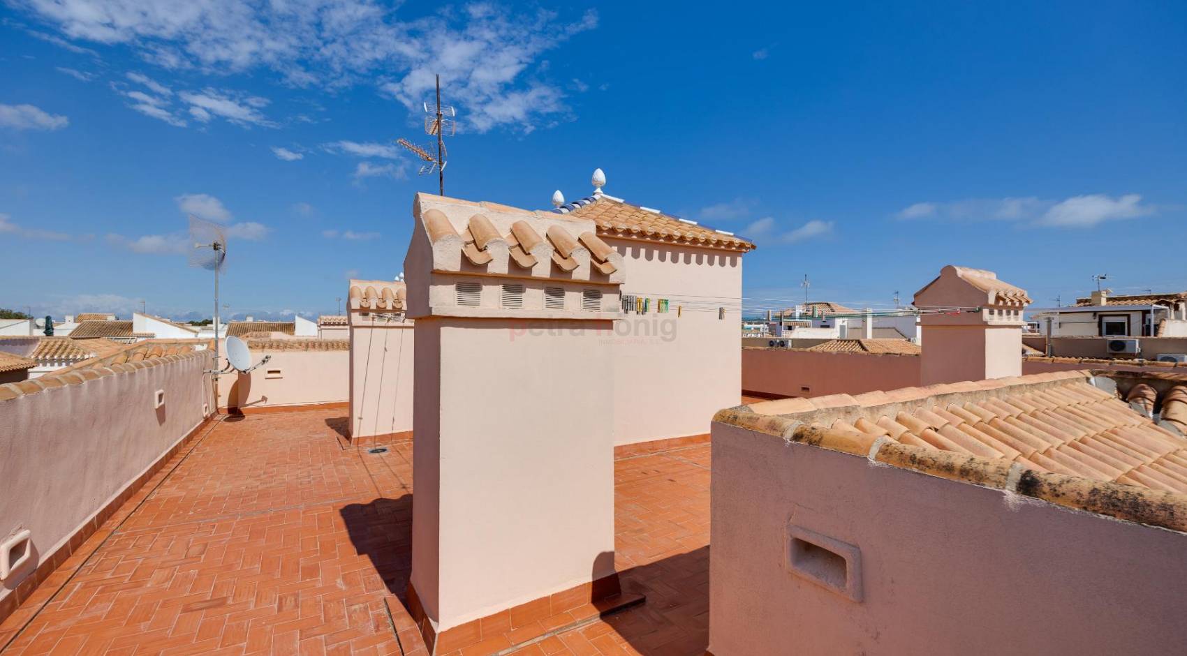 Resales - Bungalow - Torrevieja - Playa De Los Náufragos