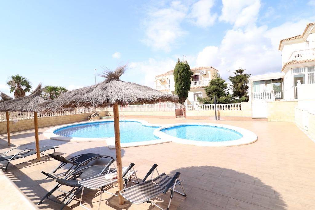 Sale - Вилла - Orihuela Costa - Lomas De Cabo Roig