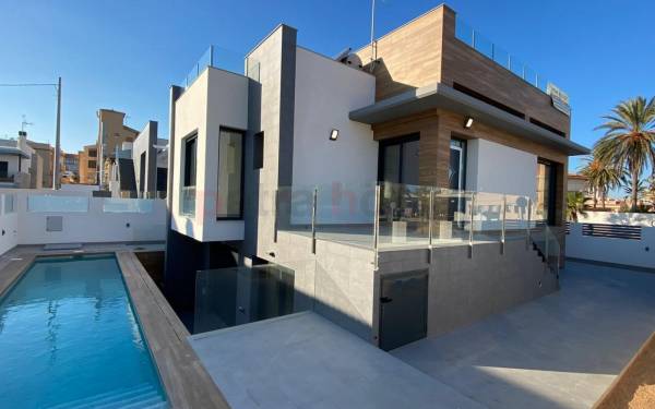 Villa - New build - Torrevieja - La Mata