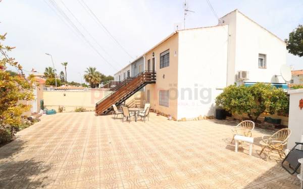 Bungalow - Resales - Torrevieja - Lago jardin