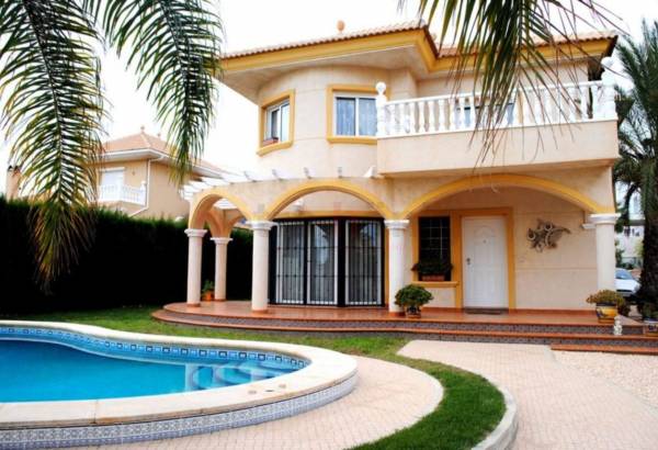 Villa - Til Salgs - La Zenia - La Zenia