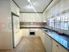 Sale - Вилла - Orihuela Costa - Cabo Roig