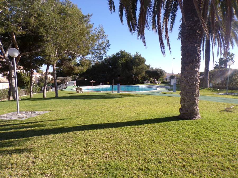 Alquiler larga estancia - Apartamento - Villamartin