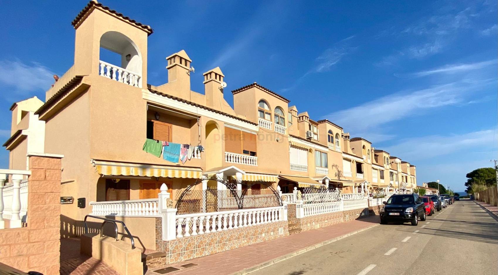 Sale - Бунгало - Orihuela Costa - Punta Prima