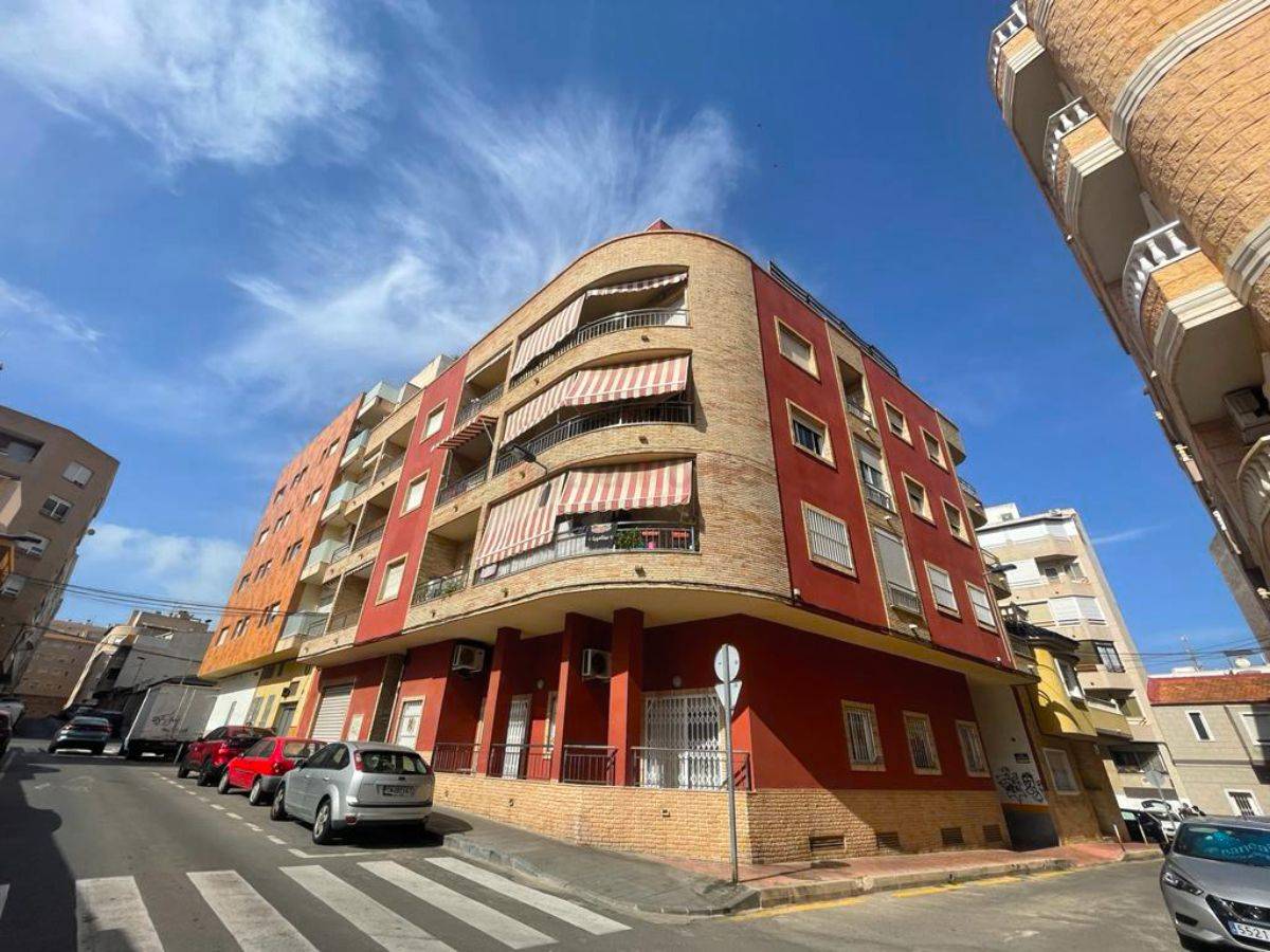 Resales - Apartment - Torrevieja