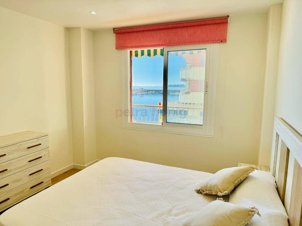 Resales - Apartment - Torrevieja - Playa Acequion