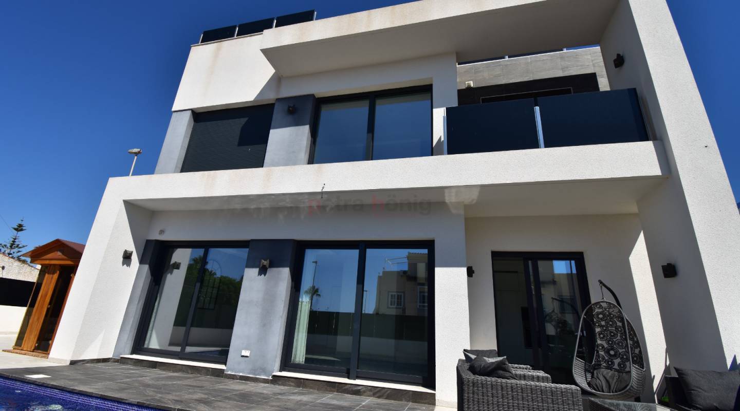 A Vendre - Villa - Torrevieja