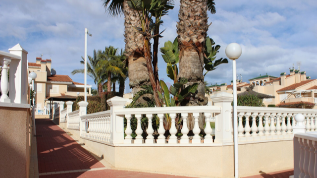 Gebrauchtobjekte - Reihenhaus - Playa Flamenca - Zeniamar