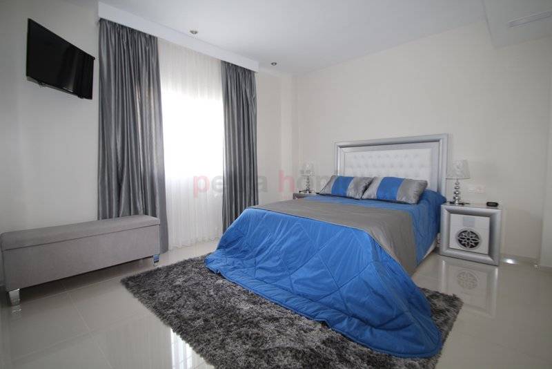 A Vendre - Villa - Ciudad Quesada