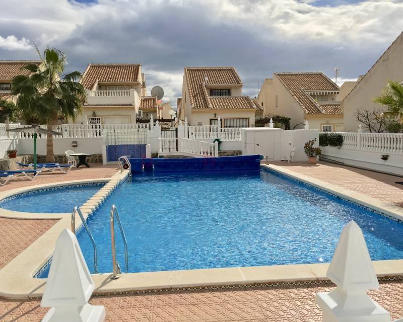 A Vendre - Villa - Ciudad Quesada