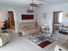 A Vendre - Villa - Ciudad Quesada