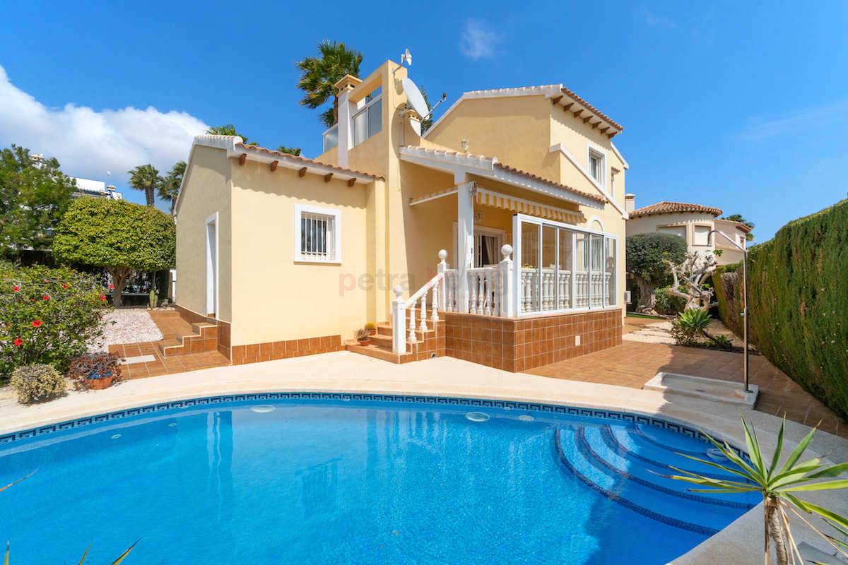 Resales - Villa - Villamartin