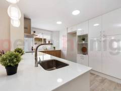 Resales - Apartment - Torrevieja